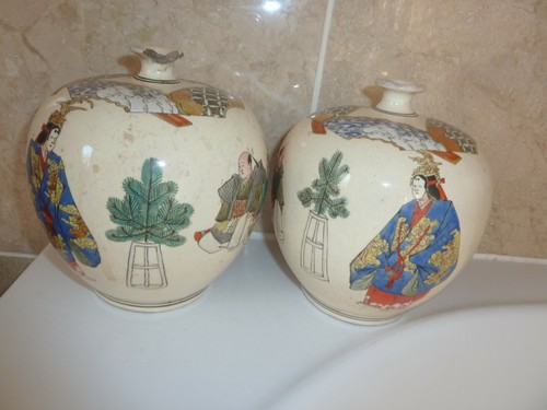 Pair japanese satsuma - pair, of