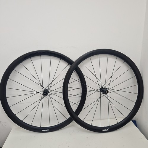 Prime black edition - black, carbon