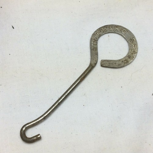 Vintage standard spats button - spats,