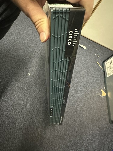 Cisco 1921 k9v05 integrated - cisco,