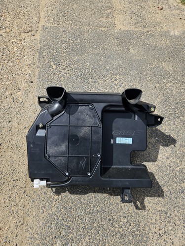 Mercedes 2308201902 subwoofer - mercedes,