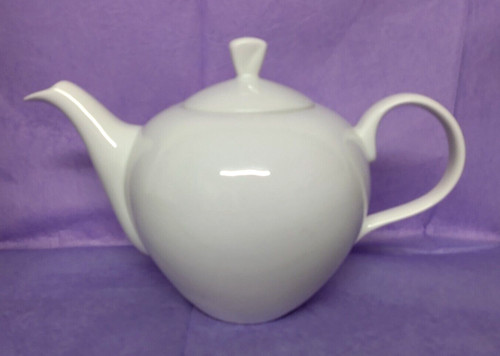 222 lovely vintage white - lovely,
