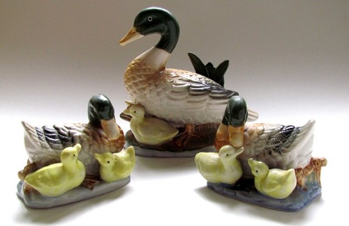 Vintage ceramic piece - ceramic,