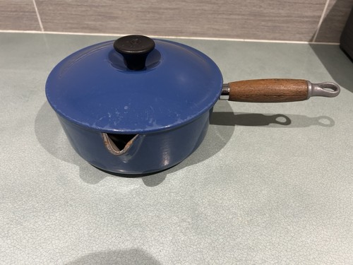 Vintage creuset cast iron - cast,