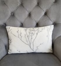 LAURA ASHLEY Pussy Willow