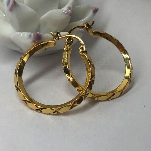 18ct gold diamond cut creole - 18ct,