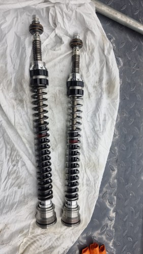 Ohlins fgk 235 fork internals - ohlins,