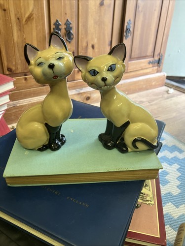 Wade porcelain siamese cats - wade, si