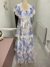 Vintage Nylon Floral Tiered