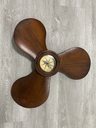 Wooden propeller clock - propeller,