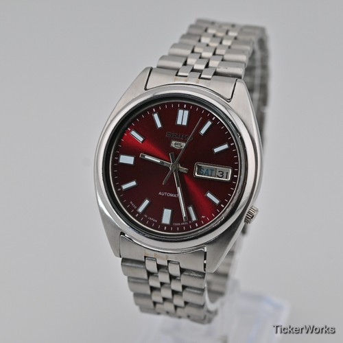 Seiko automatic 7009 - automatic,