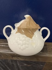 Wedgwood - Strawberry and Vine - Lidded Sugar Bowl