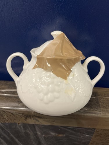 Wedgwood strawberry and vine - wedgwood,