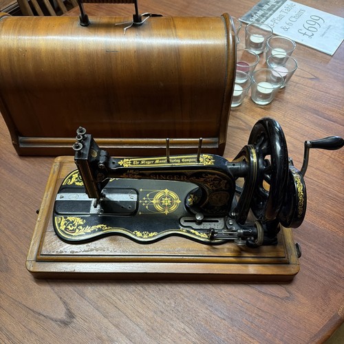 Singer sewing machine 1888 - machine,
