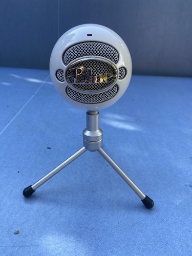 Blue snowball microphone - microphone,