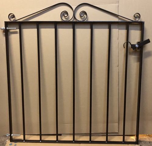 Scroll top metal gate - scroll,