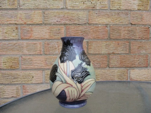 Moorcroft black tulip pattern - moorcroft,