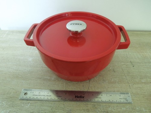 Large pyrex red cast iron - a,