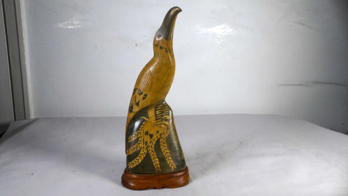 Vintage carved bird sculpture - bird,