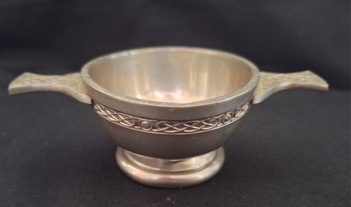 Scottish piper pewter quaich - piper,
