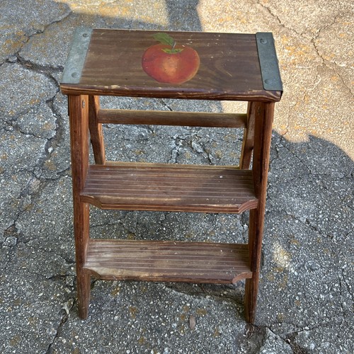 Vintage wooden step - vintage, 2