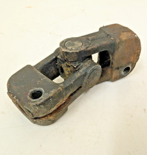 Triumph TR7 TR8 ** UPPER STEERING KNUCKLE ** UKC2449 - Good Used