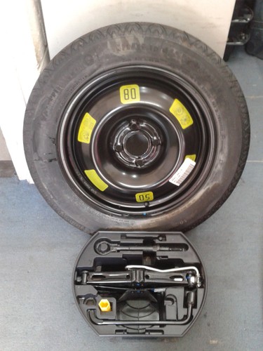 Peugeot 3008 inch space - inch,