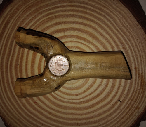 Handmade wooden catapult - ,