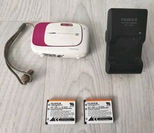 FUJIFILM DIGITAL CAMERA FINEPIX Z35 10.0MP PINK WHITE WITH 2 BATTERIES & CHARGER
