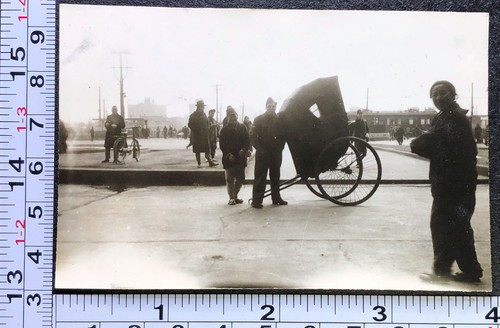 Soldiers bicycle rickshaw - soldiers,