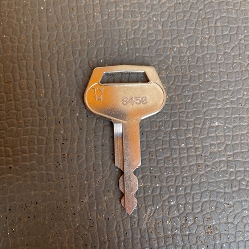 Key jcb js excavator - jcb,