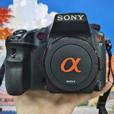 Sony Alpha SLT-A77V 24.3MP