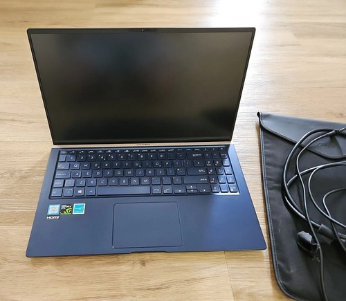 Asus zenbook 8565u 8th gen - asus,