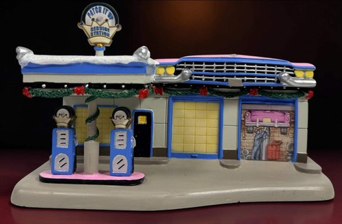 Hawthorne village elvis - village,