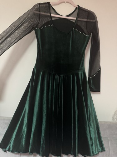 Emerald velvet irish - emerald, dance