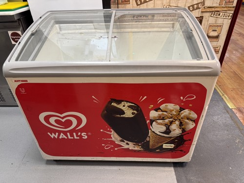 Walls ice cream - cream, display