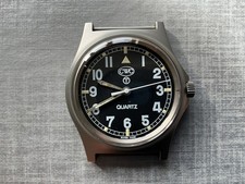 Mint condition & low s/no CWC G10 British Army issued watch 1998 inc new strap.