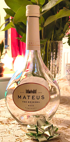 Collectable mateus rose - collectable,