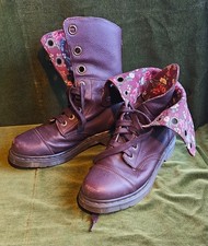 Dr Martens Triumph Aimilita size 8 women's boots burgundy leather, floral liner