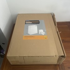 Gloss White Back to Wall