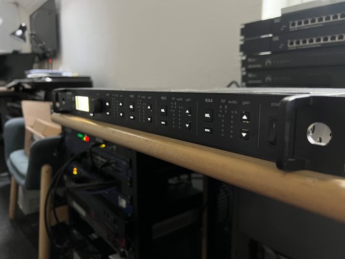 Shure ulxd4q quad - ulxd4q, quad-channel