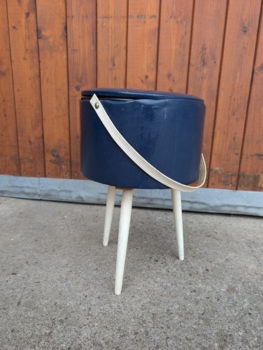 Vintage retro sewing - retro,