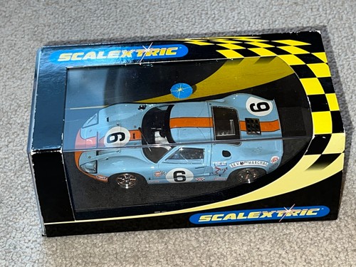 Mint scalextric c2404 ford - ford, gt