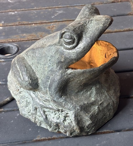 Vintage heavy cast frog toad - vintage,