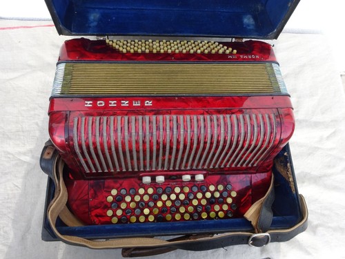 Accordion button - accordion,