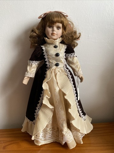 Knightsbridge porcelain doll - knightsbridge, doll/