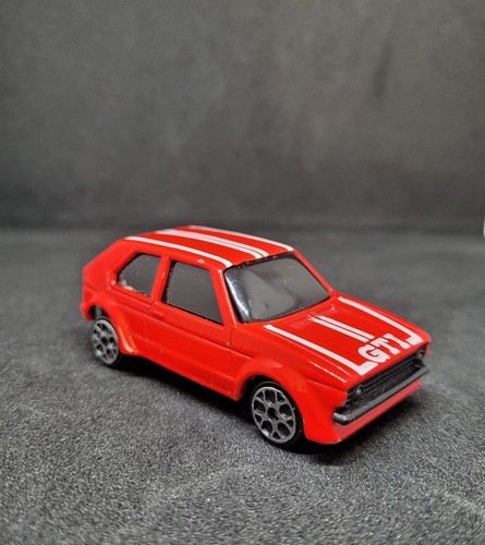 Maisto volkswagen golf - maisto, vw