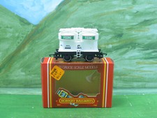 Hornby R.011 Fisons Twin Silo wagon - boxed - mint