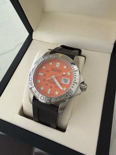 Victorinox swiss army - victorinox,