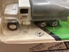 ERTL John Deere Milk Tanker